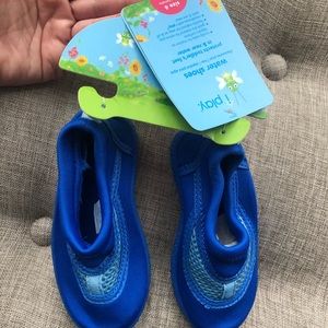 **new with tags ** iPlay water shoes for toddler